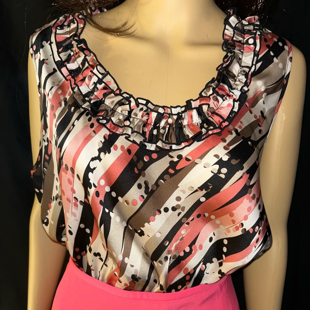 Stylish Women's Ruffled Top - Multicolor